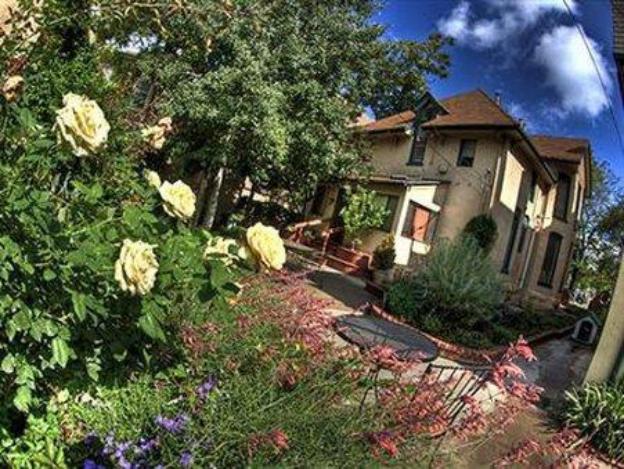 queen anne bed and breakfast