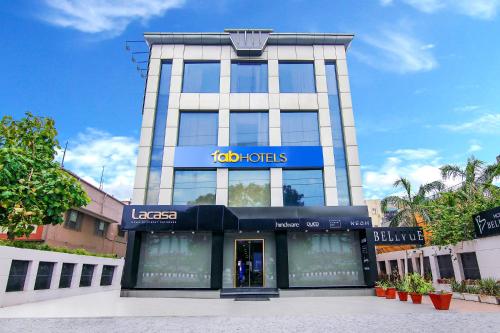 Hotel Bellvue,In New Delhi (South Delhi),3 star