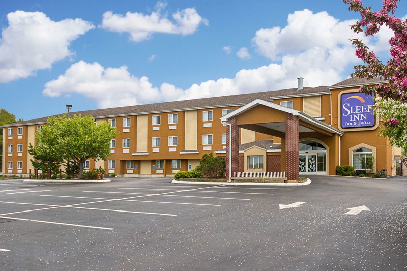 Sleep Inn & Suites Niantic,East Lyme>>Connecticut,3 star