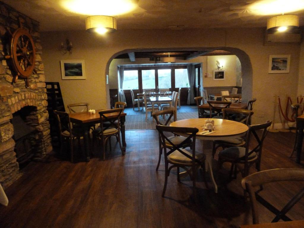 Little Fox Hotel