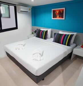 ma non nont hotel and apartment