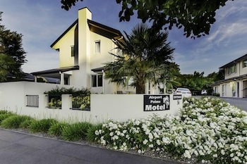 Airport Palms Motel,Christchurch>>Burnside,4.5 star