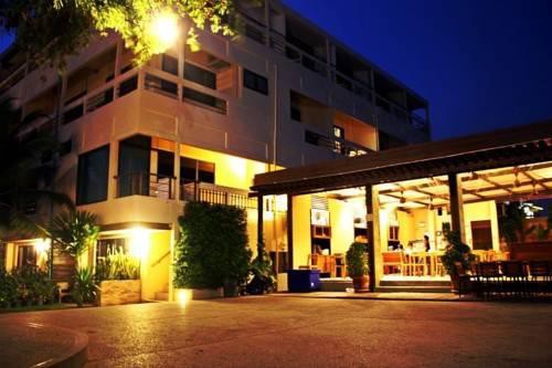 Siambeach Resort,Hua Hin>>Cha-Am,3 star