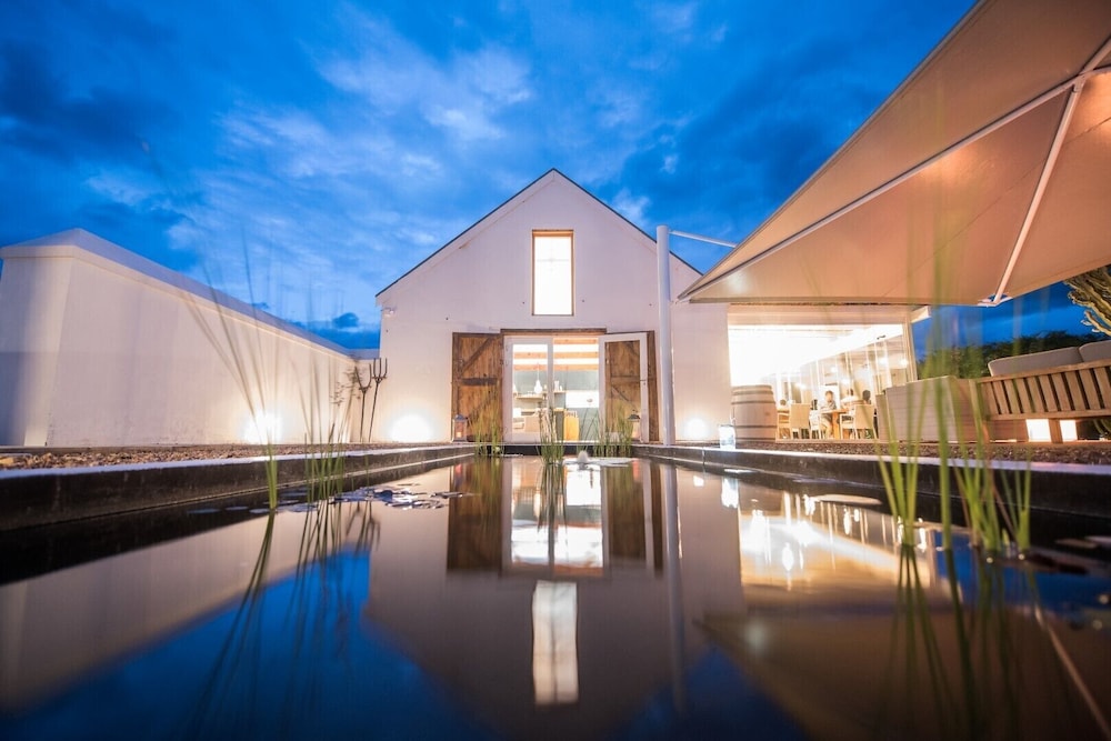 Mo & Rose At Soekershof,Cape Town>>Ashton,4 star