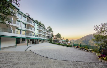 Sterling Nainital,Bhumiyadhar,4 star