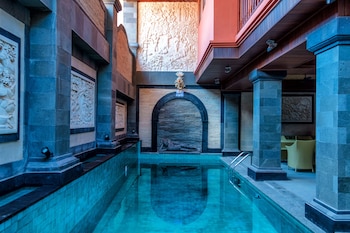 murnis houses and spa