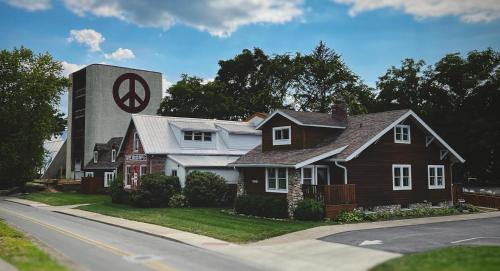 Hotel Broad Ripple,Indiana>>Castleton,3.5 star