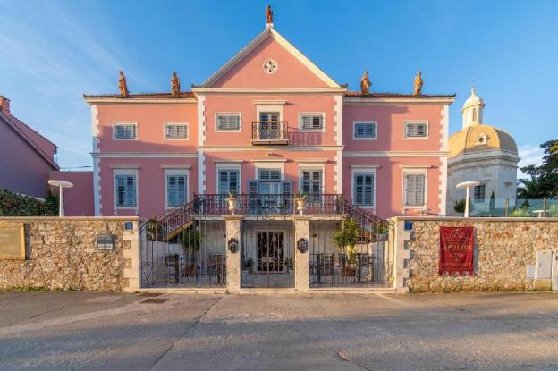 Heritage Villa Apolon,Split>>Hvar,4 star