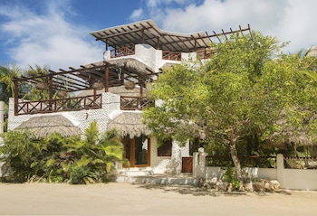 El Corazón Boutique Hotel - Adults Only With Beach Club Pass Included,Isla Holbox>>Holbox,4 star