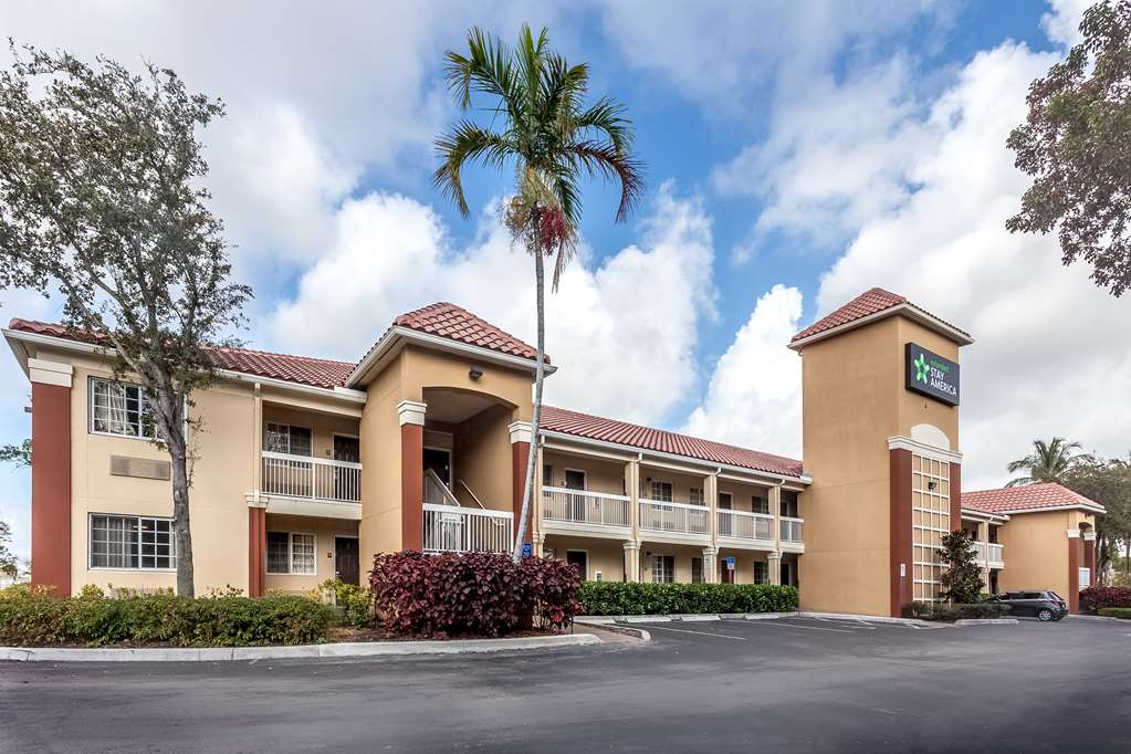Extended Stay America Suites Miami Airport Doral,Doral>>Coral Gables,2.5 star
