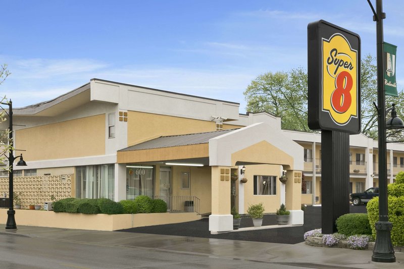 Super 8 By Wyndham Belleville St. Louis Area,Collinsville>>Belleville,2 star