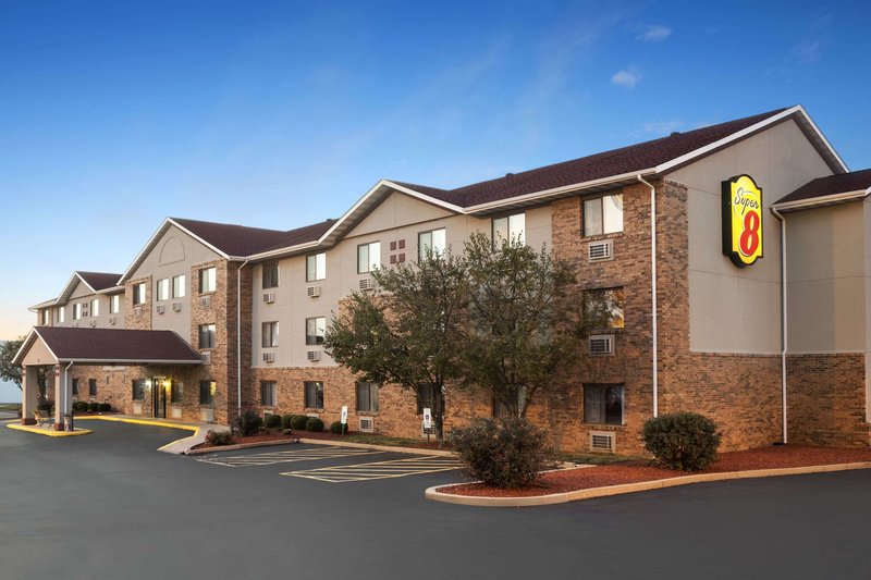 Super 8 By Wyndham Fairview Heights-St. Louis,Collinsville>>Belleville,2 star