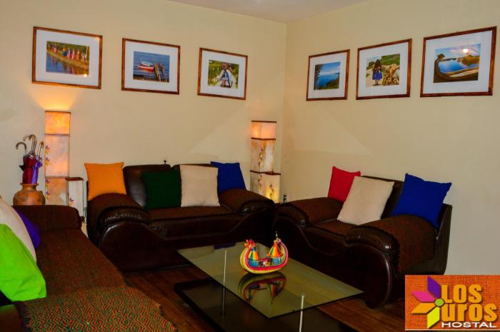 hostal los uros