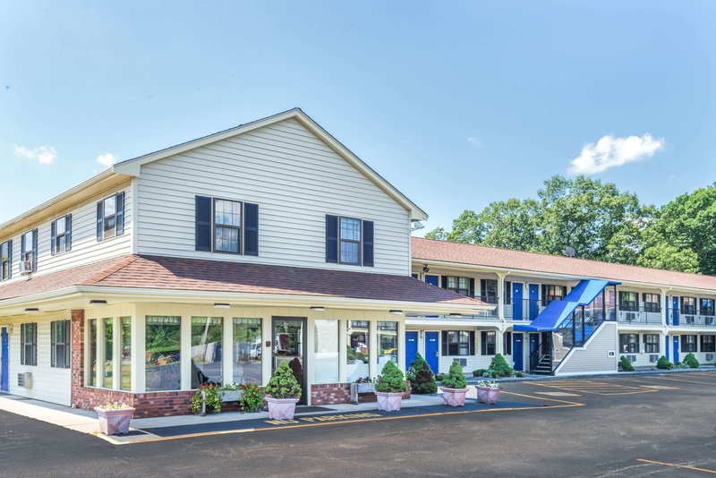 Knights Inn North Attleboro,Bristol>>Attleboro,2 star