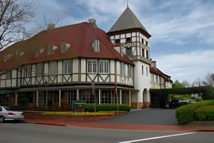 The Landsby,Santa Barbara>>Buellton,3.5 star
