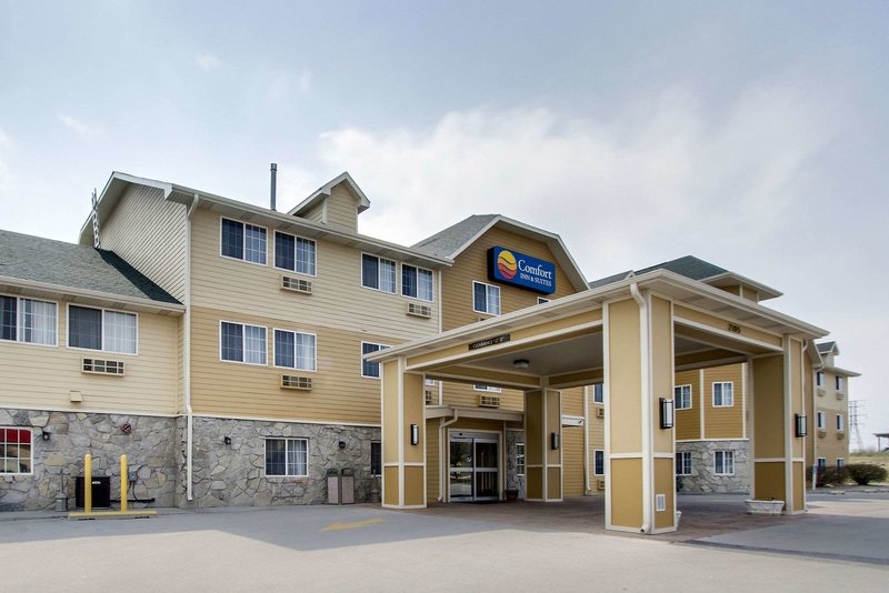 comfort inn and suites bellevue omaha offutt afb