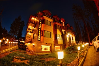pine spring resort gulmarg