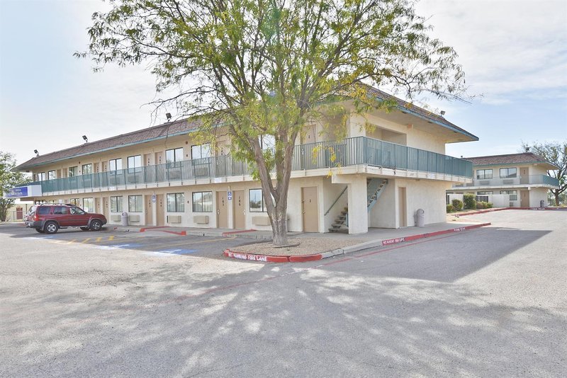americas best value inn amarillo airport