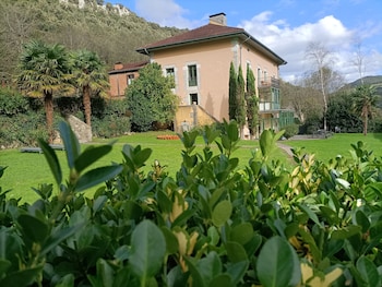 La Villa De Palacios,Isla>>Cantabria,3 star