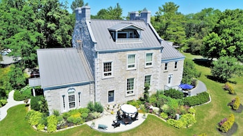 all suites whitney manor