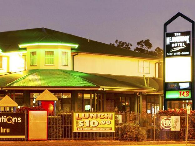 Meadowbrook Hotel,Coomera>>Brisbane,4 star