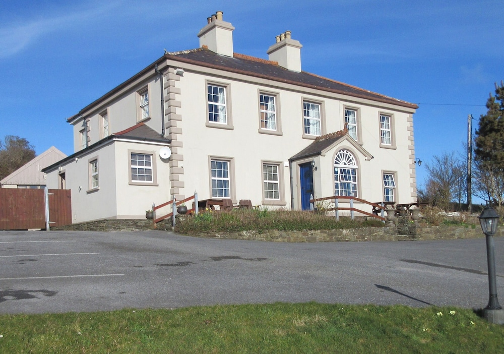 Rathmore House,Cork>>Baltimore,3 star