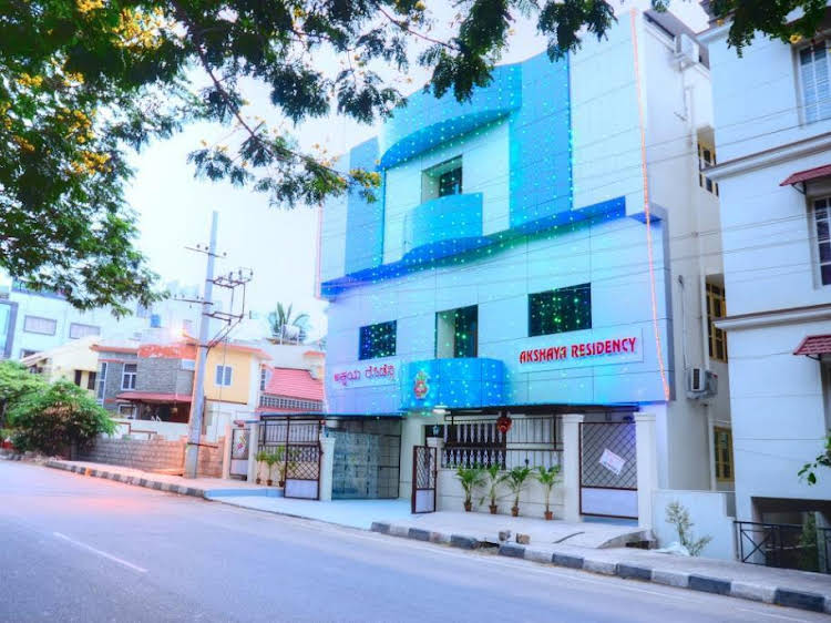 Treebo Akshaya Residency,223, 3Rd Main Rd, Jp Nagar 4Th Phase, Phase 4, Panduranga Nagar, Bengaluru, Karnataka 560076,3 star