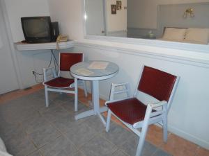 Motel Le Refuge,Sainte-Catherine-De-Hatley>>Lennoxville,2 star