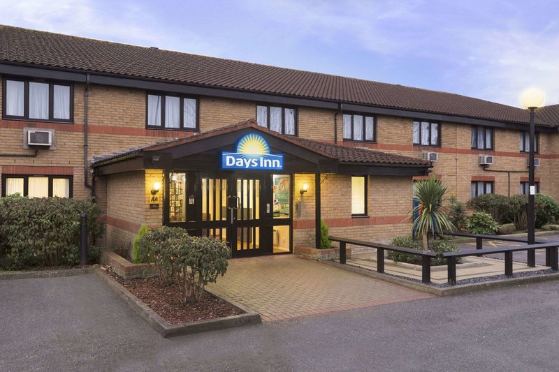 Days Inn By Wyndham London Stansted Airport,Near Bishop's Stortford Golf Club,3 star