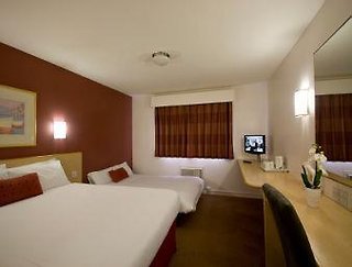 Days Inn By Wyndham London Stansted Airport,Near Bishop's Stortford Golf Club,3 star