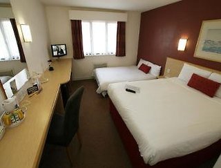 Days Inn By Wyndham London Stansted Airport,Near Bishop's Stortford Golf Club,3 star