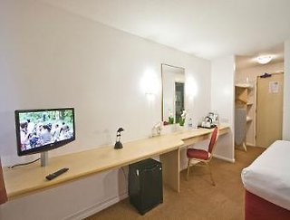 Days Inn By Wyndham London Stansted Airport,Near Bishop's Stortford Golf Club,3 star