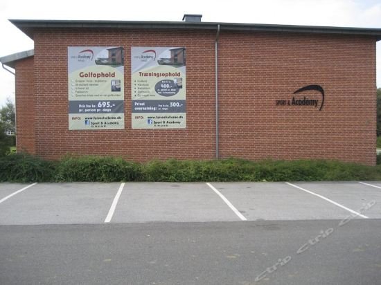 Sport & Academy,Farso>>Aalborg,2 star