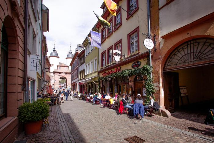 hotel and restaurant hackteufel