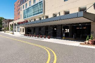 hampton inn and suites grand rapids downtown