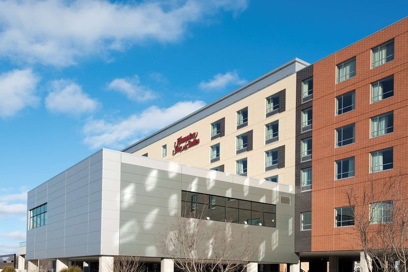 Hampton Inn & Suites Grand Rapids Downtown,Grand Rapids>>Ann Arbor,3 star