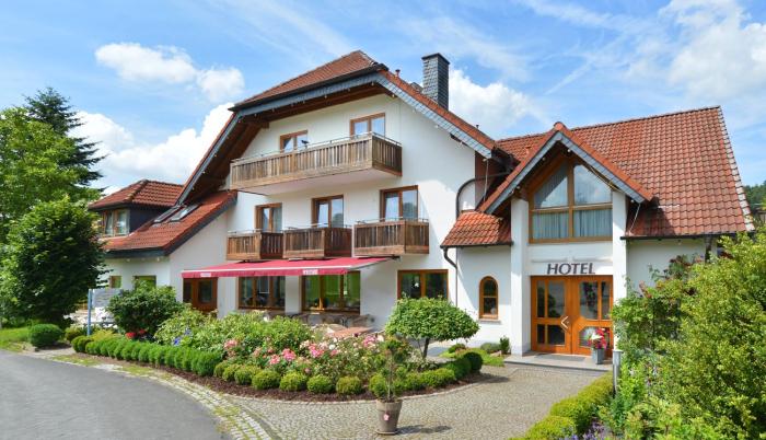 Rhon-Hotel Sonnenhof - Restaurant & Cafe,Dipperz>>Birkenhof,4 star