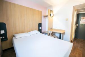 B&B Hotel Bordeaux Mérignac Aéroport,Bordeaux Airport>>Bordeaux,2 star