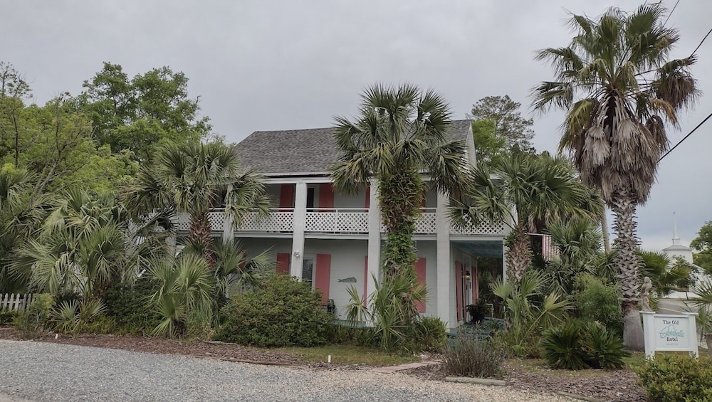 The Old Carrabelle Hotel,Carrabelle>>Apalachicola,3 star