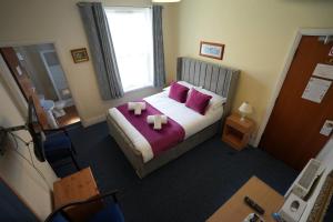 room-image