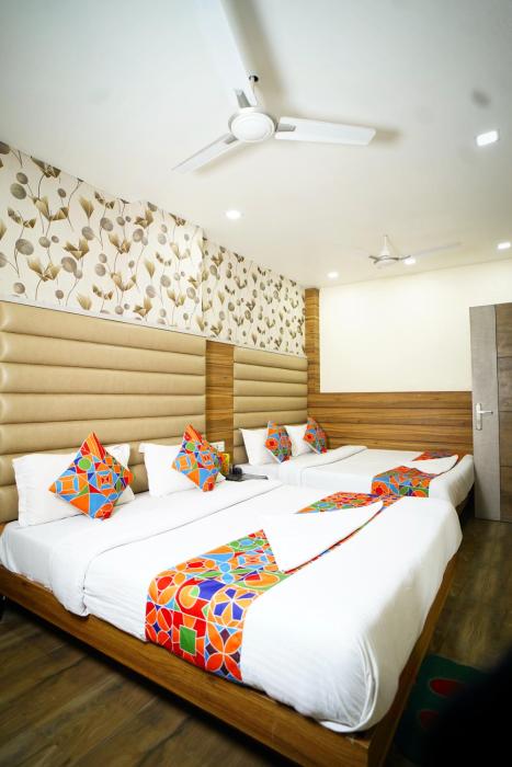Hotel Delhi Darshan Dx-By Rsl Hospitality,New Delhi>>Delhi,2 star
