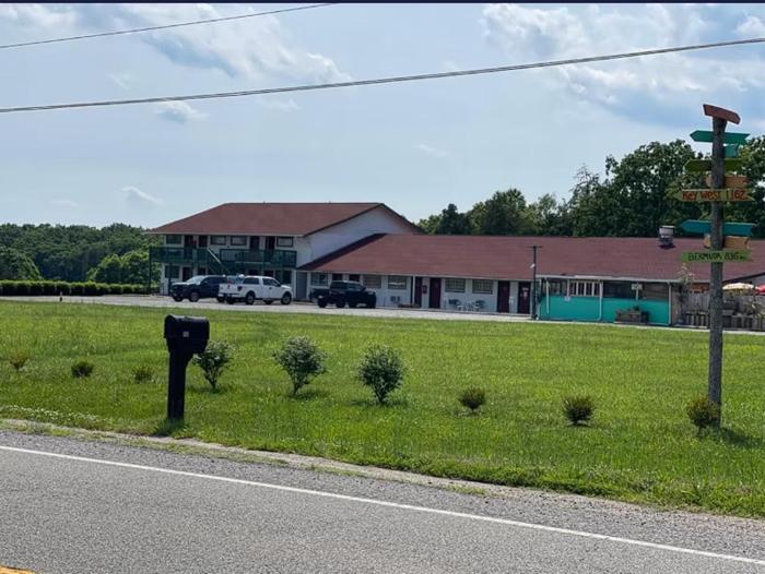 Hotel Lake Anna,Louisa>>Glenora,2 star