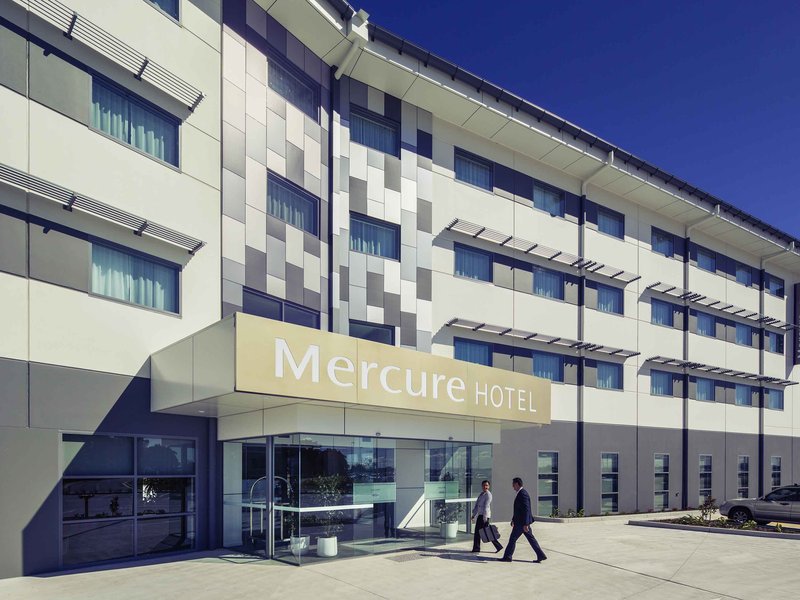 Mercure Newcastle Airport,Hamilton>>Anna Bay,3.5 star