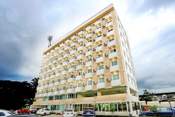 House And Home Residence,Nong Pa Khrang>>Chiang Mai,4 star