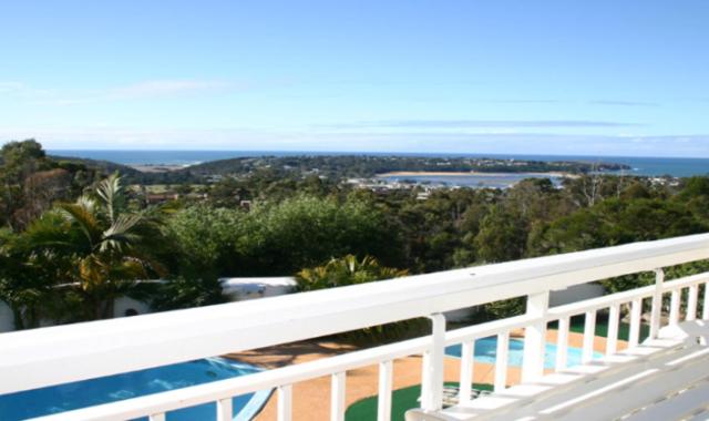 Kingfisher Motel (Adults Only),Pambula Beach>>Merimbula,3 star