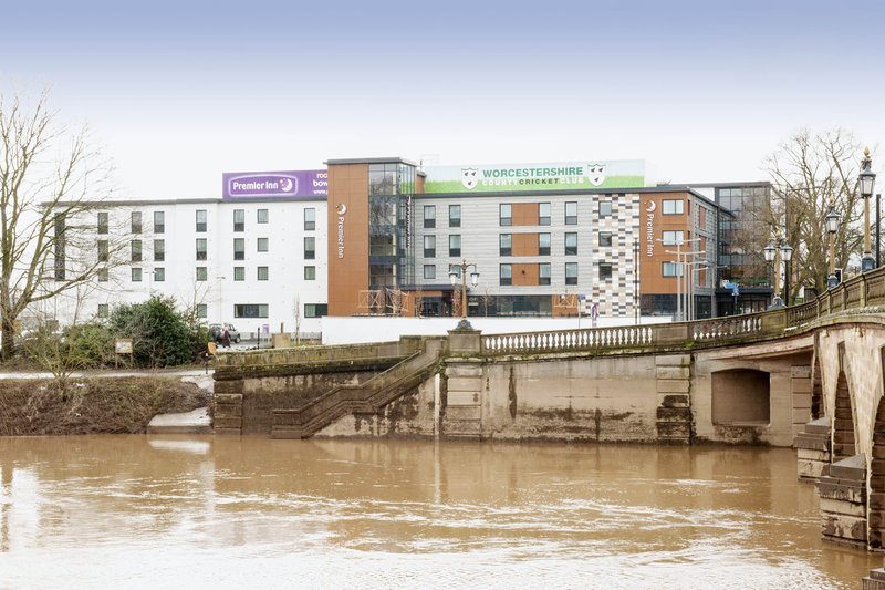 premier inn worcester city centre