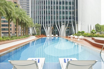 oakwood premier raffles place singapore