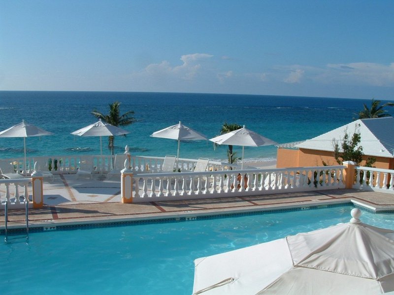 Coco Reef Bermuda,Hamilton>>Bermuda,3.5 star
