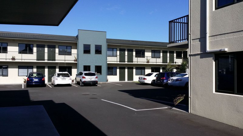 abode on courtenay motor inn