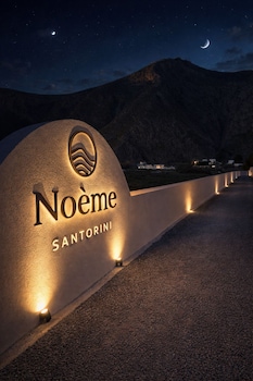 noeme santorini